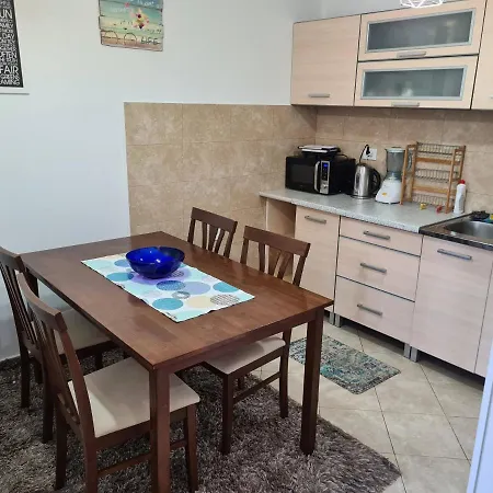 D&d Apartment *